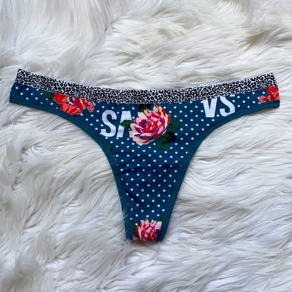 VS • 2018 Cute Mixed Print Polkadot Thong Panty